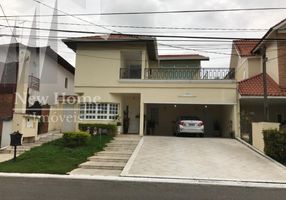 Casa com 4 Quartos à venda, 320m²