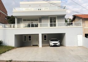Casa com 4 Quartos à venda, 380m²