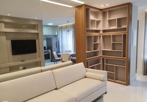 Apartamento com 1 Quarto para alugar, 47m²