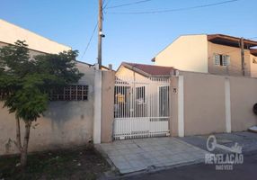 Casa com 4 Quartos à venda, 140m²