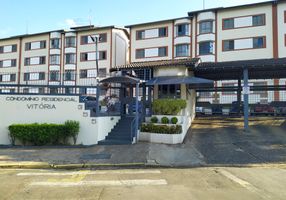 Apartamento com 3 Quartos para alugar, 66m²