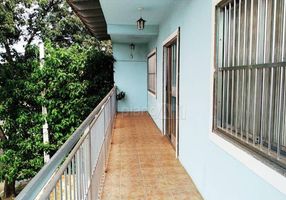 Apartamento com 2 Quartos para alugar, 86m²