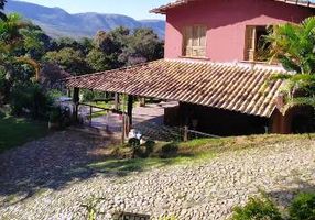Casa com 3 Quartos à venda, 220m²