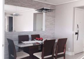 Apartamento com 3 Quartos à venda, 107m²