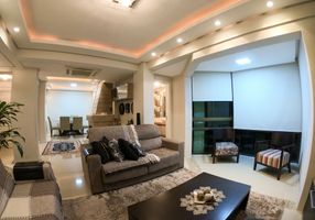 Apartamento com 3 Quartos à venda, 142m²