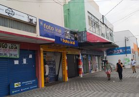 Ponto Comercial para alugar, 210m²