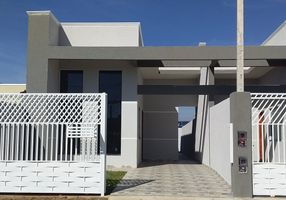 Casa com 3 Quartos à venda, 71m²