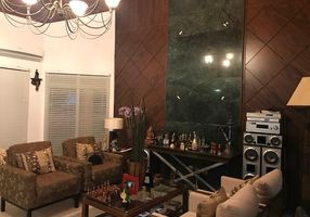 Casa de Condomínio com 5 Quartos à venda, 400m²