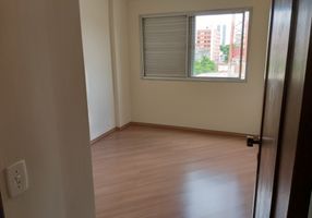 Apartamento com 3 Quartos à venda, 81m²