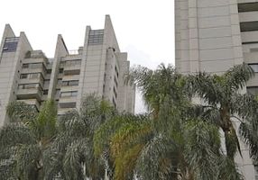 Apartamento com 4 Quartos à venda, 185m²