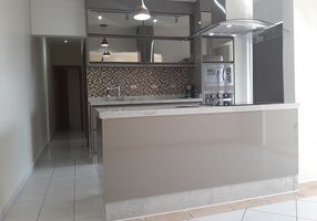 Apartamento com 2 Quartos à venda, 83m²