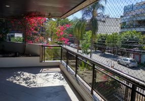 Apartamento com 3 Quartos para alugar, 150m²