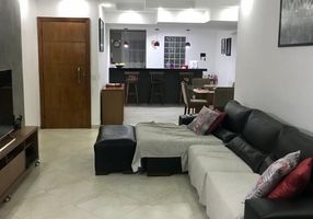 Apartamento com 3 Quartos à venda, 136m²