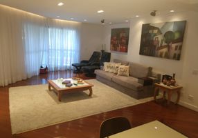 Apartamento com 3 Quartos à venda, 139m²