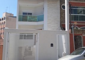 Sobrado com 3 Quartos à venda, 220m²