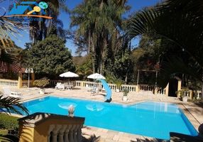 Chácara com 6 Quartos à venda, 84000m²
