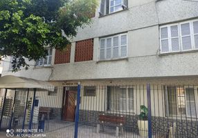 Apartamento com 1 Quarto para alugar, 47m²