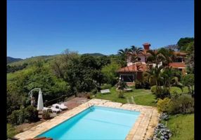 Fazenda/Sítio com 5 Quartos à venda, 500m²