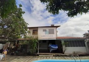 Sobrado com 3 Quartos à venda, 250m²