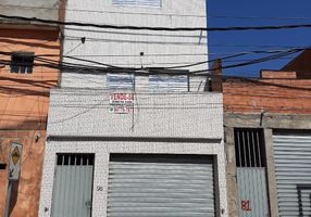 Sobrado com 2 Quartos à venda, 110m²