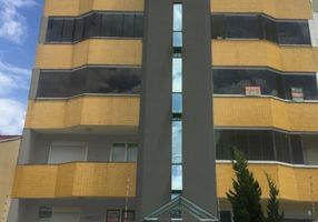 Apartamento com 2 Quartos à venda, 79m²