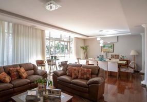 Apartamento com 4 Quartos para alugar, 300m²