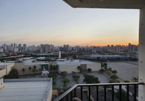 Apartamento com 2 Quartos à venda, 50m²