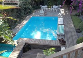 Casa de Condomínio com 4 Quartos para venda ou aluguel, 650m²