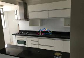 Apartamento com 2 Quartos à venda, 66m²