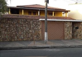 Sobrado com 3 Quartos à venda, 375m²