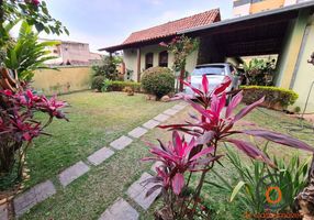 Casa com 3 Quartos à venda, 159m²