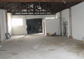 Galpão/Depósito/Armazém para venda ou aluguel, 180m²