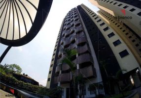 Apartamento com 3 Quartos para venda ou aluguel, 128m²