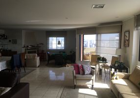 Apartamento com 4 Quartos à venda, 272m²