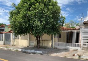Casa com 2 Quartos à venda, 190m²