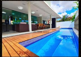 Casa de Condomínio com 4 Quartos à venda, 360m²