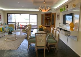 Apartamento com 4 Quartos à venda, 189m²