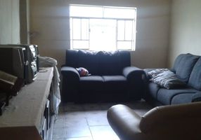 Casa com 2 Quartos à venda, 140m²