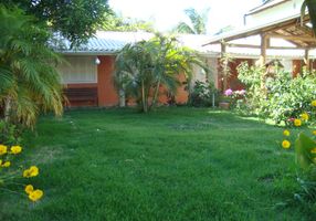 Casa com 4 Quartos para alugar, 150m²