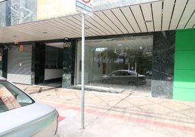 Ponto Comercial para alugar, 322m²