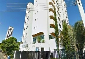 Apartamento com 4 Quartos à venda, 236m²