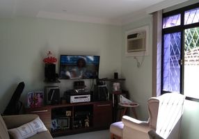 Apartamento com 2 Quartos à venda, 72m²