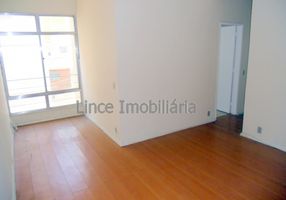 Apartamento com 2 Quartos à venda, 67m²