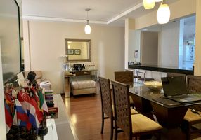 Apartamento com 3 Quartos à venda, 117m²