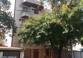 Apartamento com 2 Quartos para venda ou aluguel, 68m²