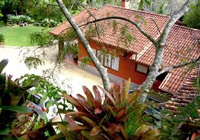 Casa com 4 Quartos para venda ou aluguel, 2150m²