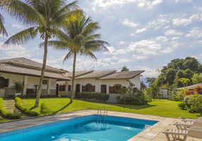 Fazenda/Sítio com 7 Quartos à venda, 1500m²