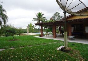 Fazenda/Sítio com 5 Quartos à venda, 8000m²