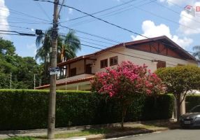 Casa com 4 Quartos para venda ou aluguel, 470m²