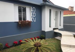 Casa com 5 Quartos à venda, 271m²